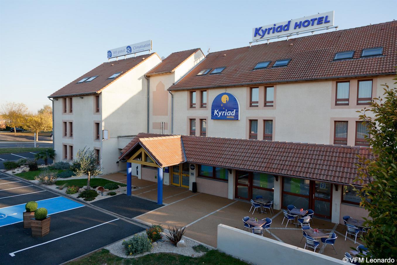 Kyriad Niort-Espace Mendesfrance Екстер'єр фото
