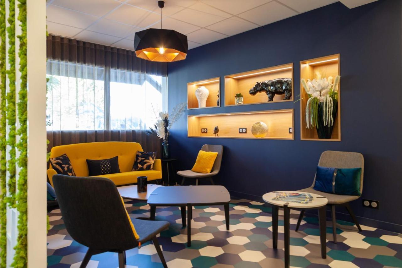 Kyriad Niort-Espace Mendesfrance Екстер'єр фото
