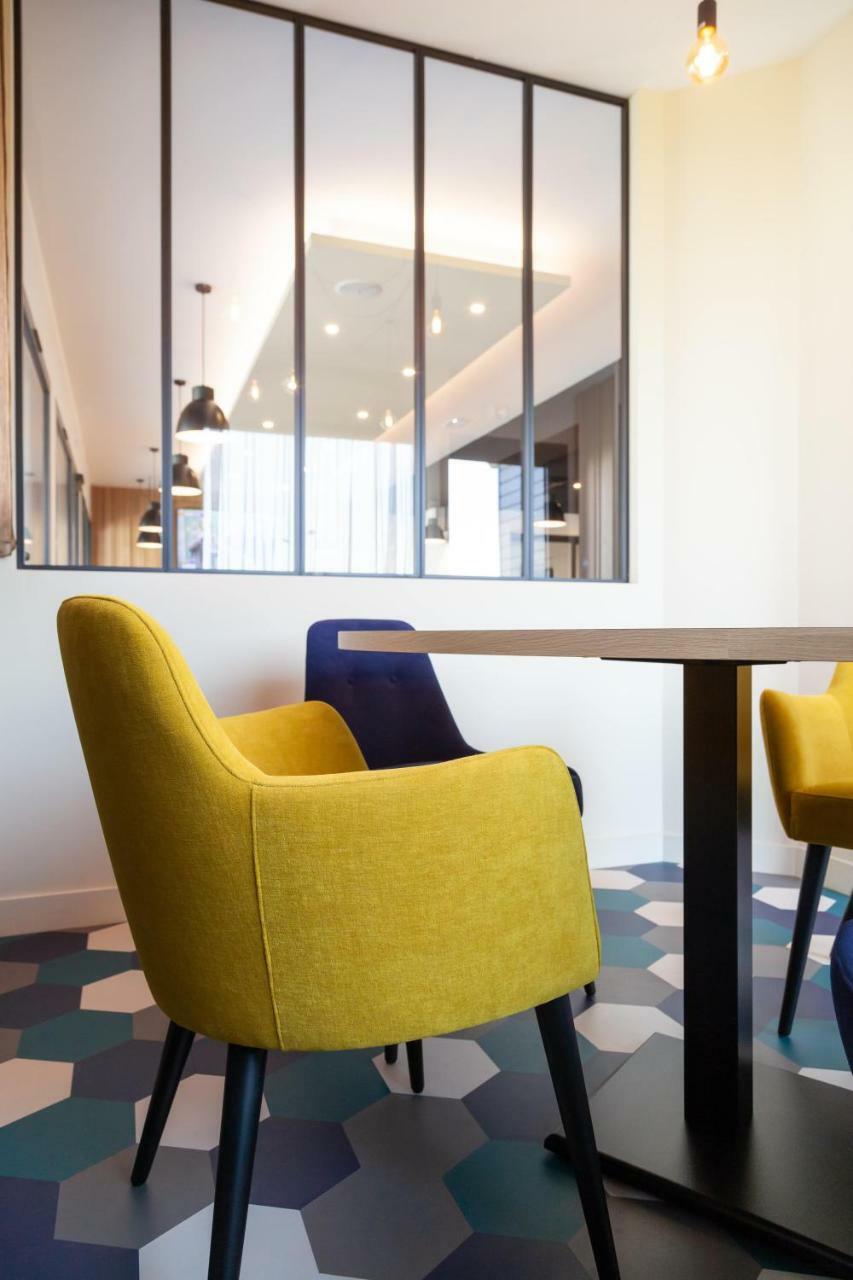 Kyriad Niort-Espace Mendesfrance Екстер'єр фото